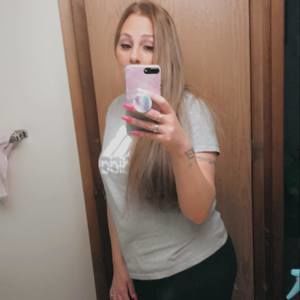 Meet your Posher, Angie